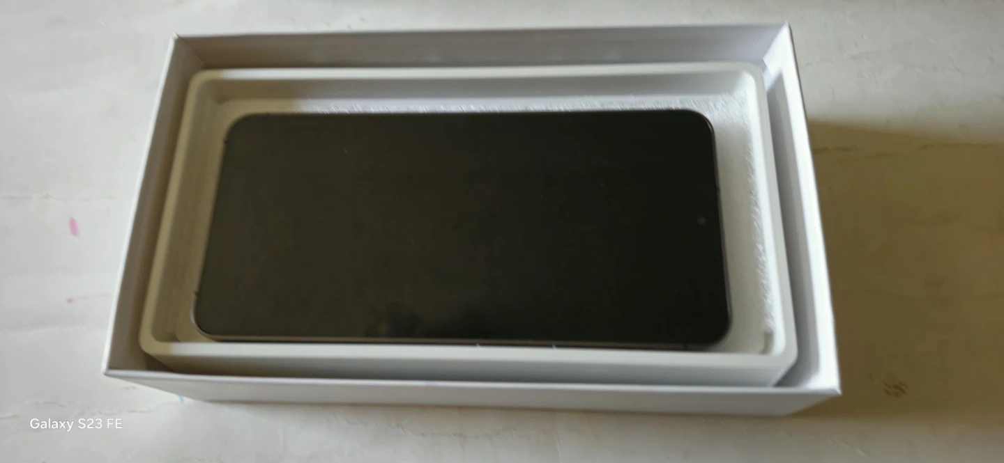Samsung Galaxy S24 FE new in box - photo 5