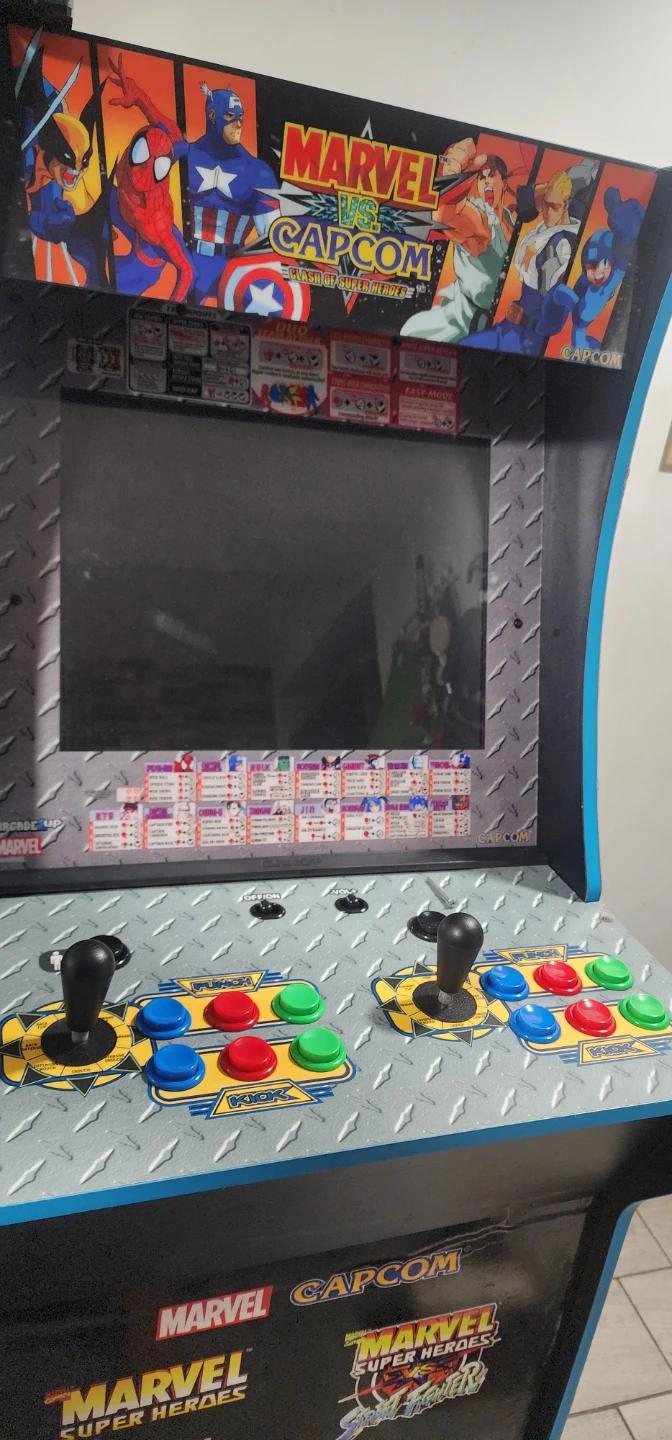 Arcade1Up Marvel vs. Capcom Home Arcade Machine - photo 2