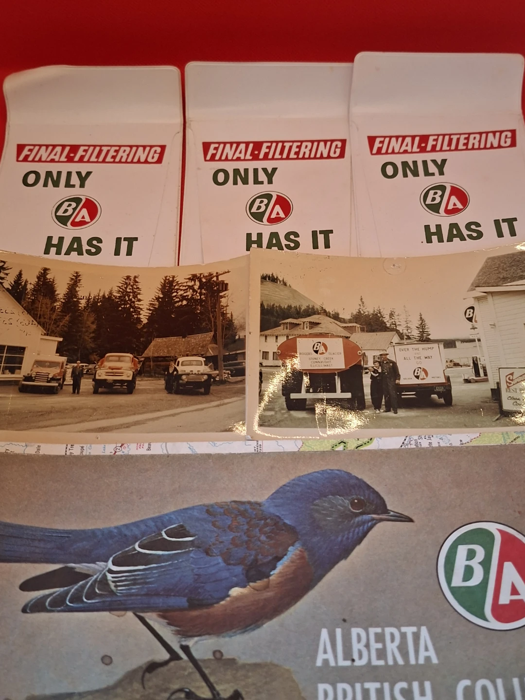 Vintage B/A Oil Vinyl Pocket Protectors, Photos & Map Lot - photo 3