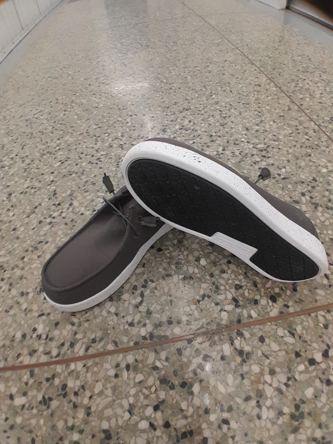 Volcom grey Safety slip-on shoes Men's Size 8 - photo 3