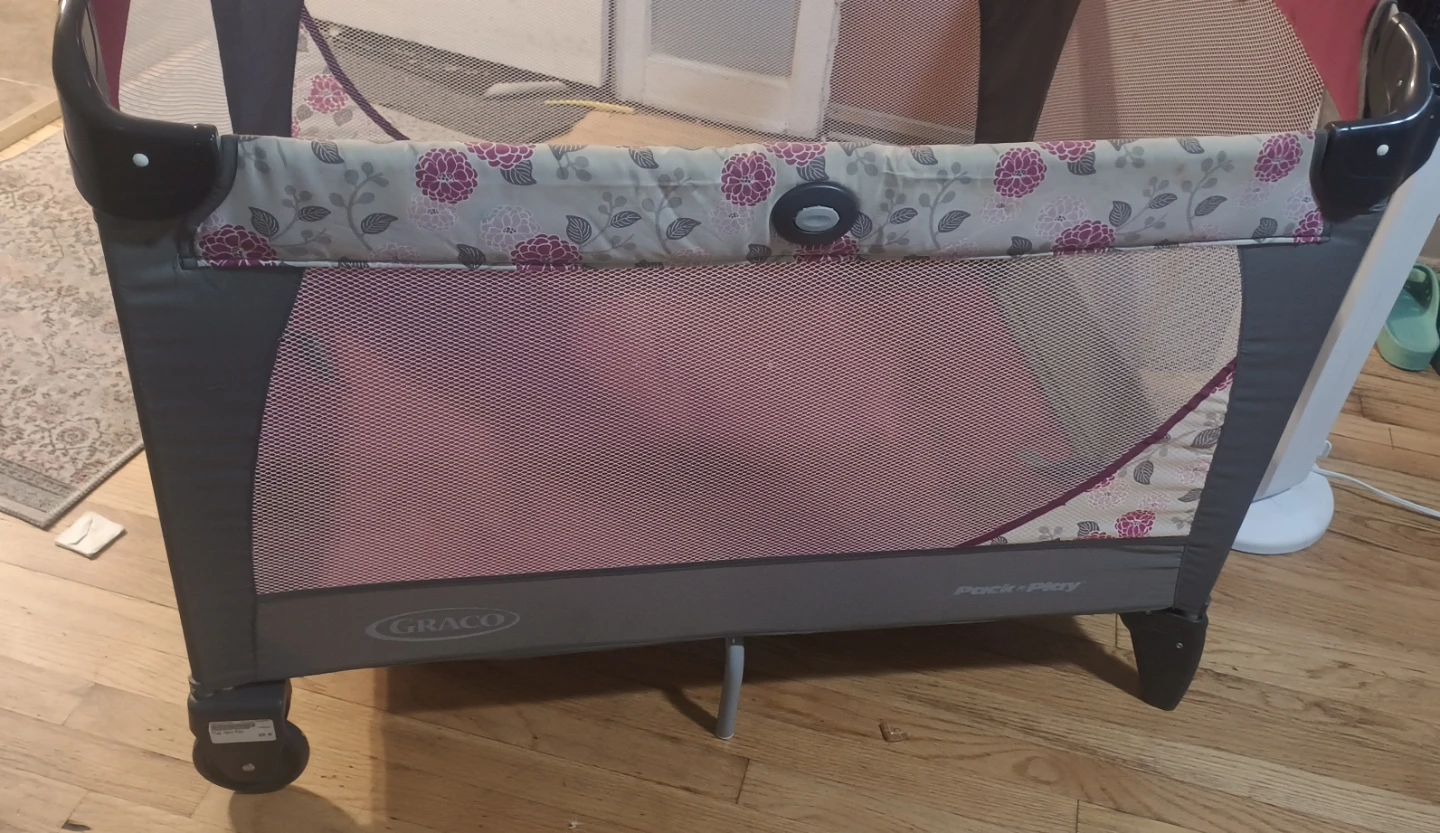 Graco Pack 'n Play crib