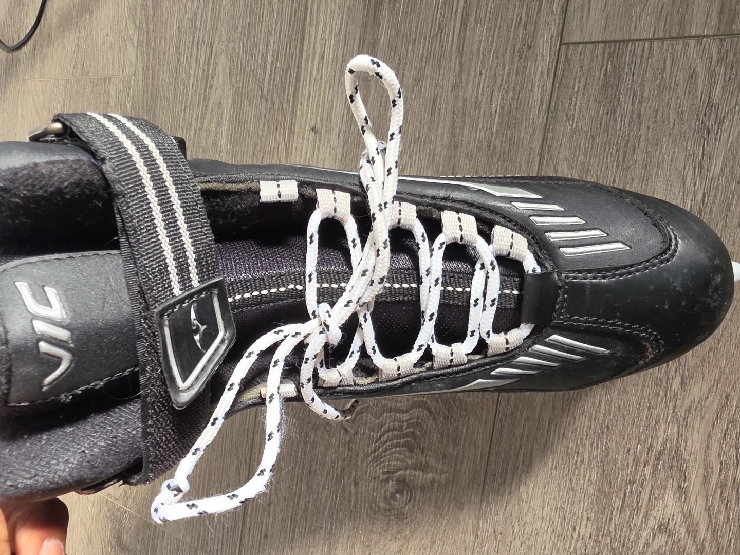 VIC Ice Skates - photo 4
