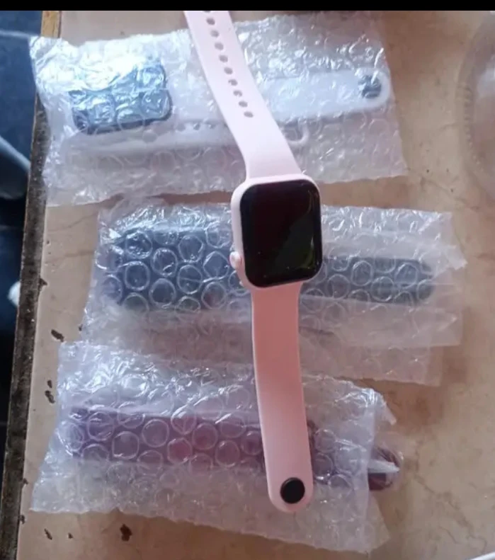 Set of 4 Digital LED Watches one for 5 dollars or all for 15 - photo 4