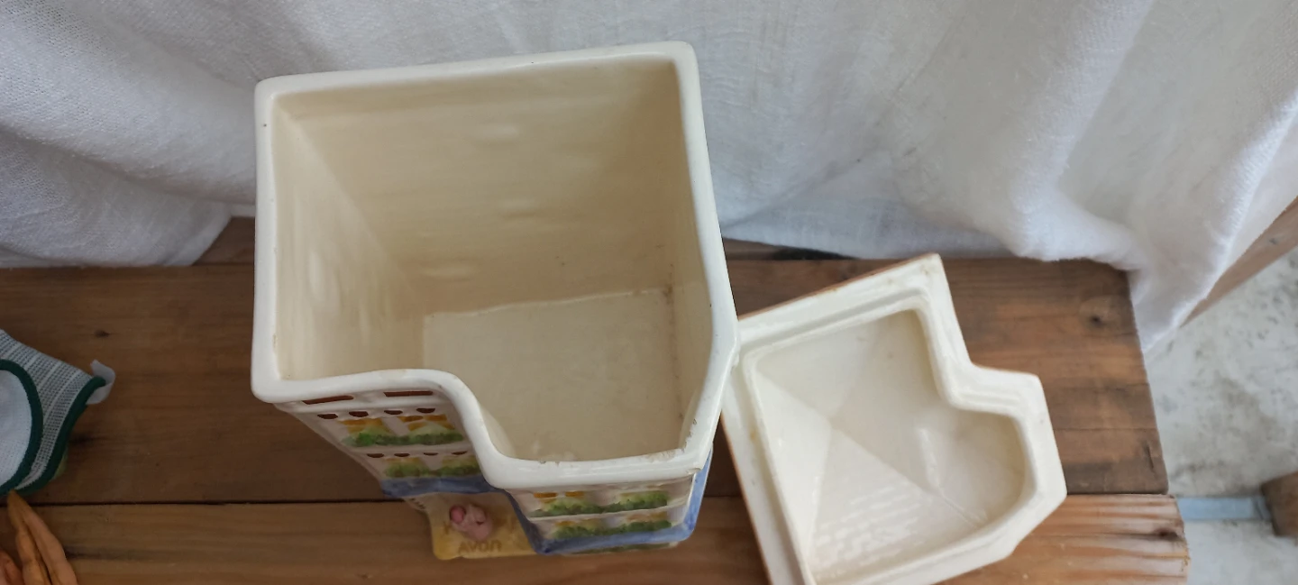 Vintage Avon Ceramic House Cookie Jar - photo 5