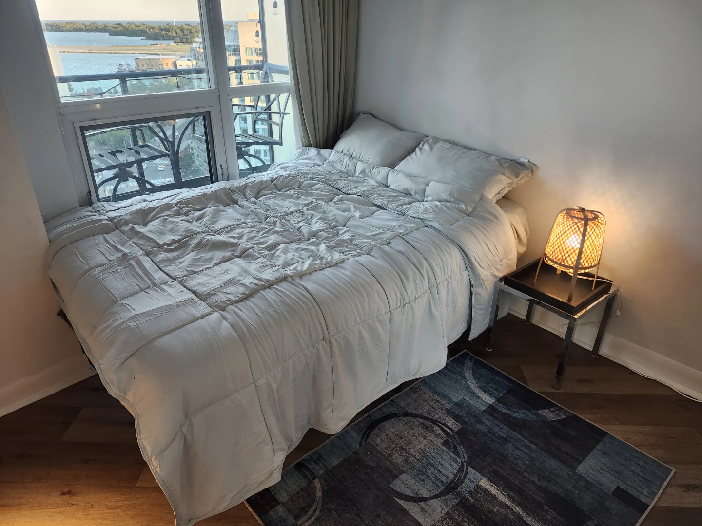 Full Size Bed & Mattress