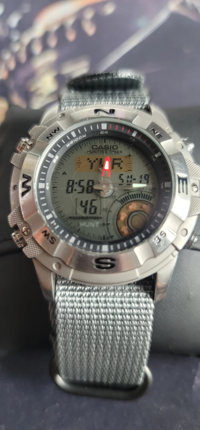 Casio Outgear Hunting Timer Digital-Analog Watch
