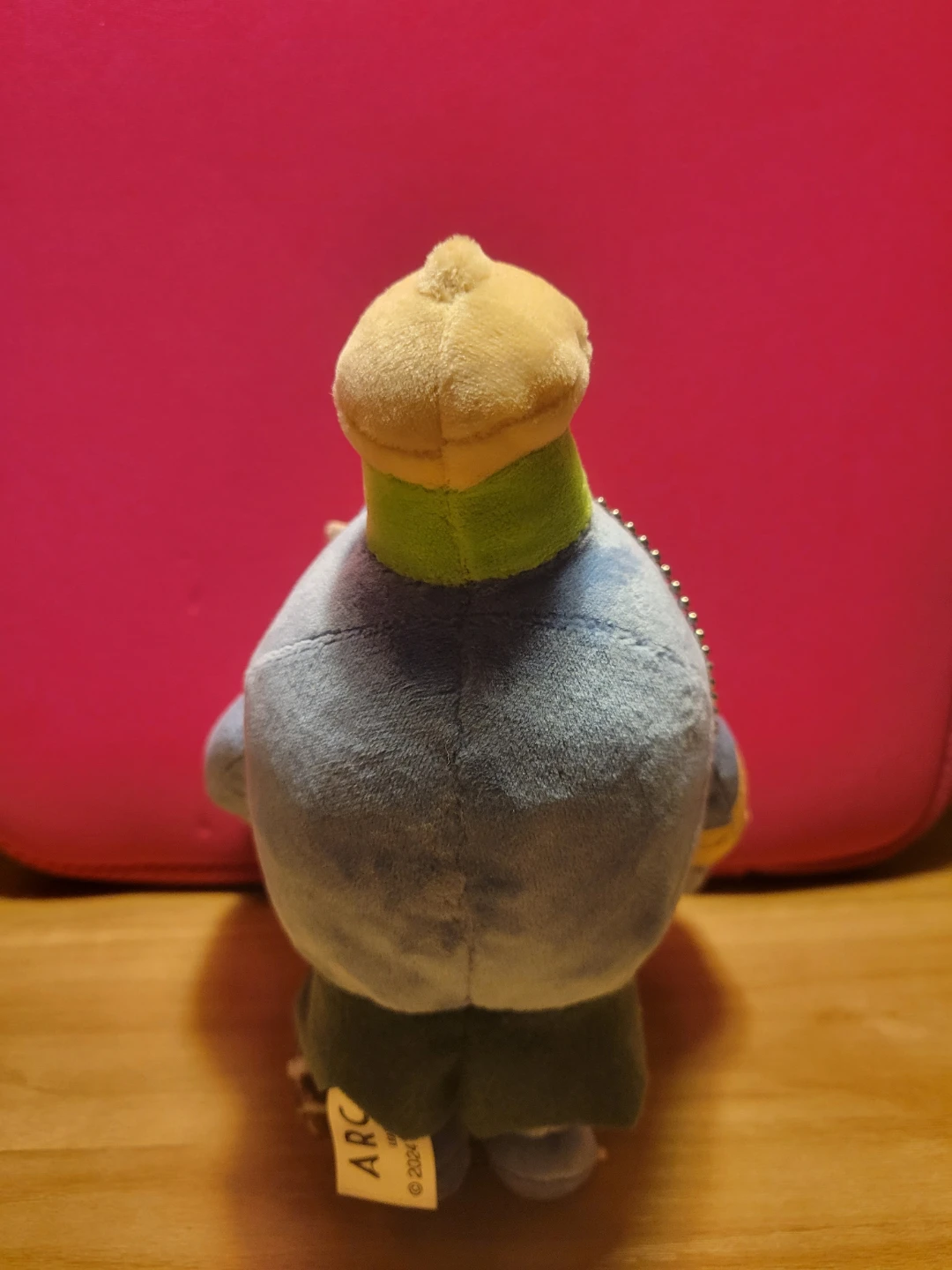 Arcane Warwick Hug Plush - photo 3