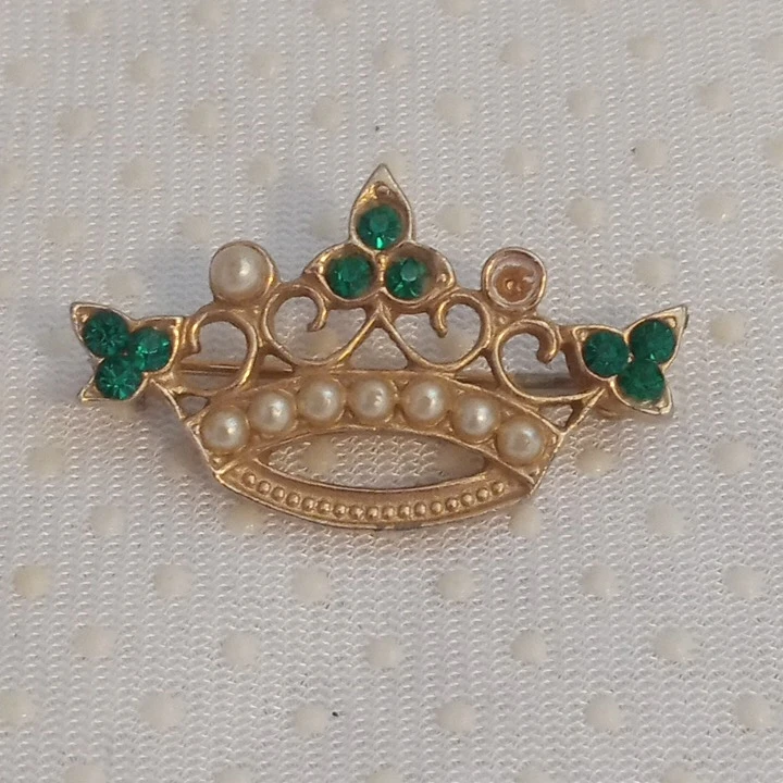 Vintage Gold Tone Jewelled  Crown Pin Brooch Costume Jewelry - photo 2