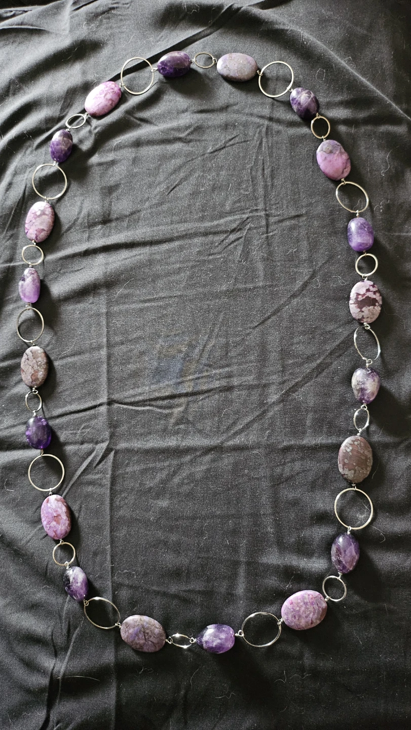 Long Beaded Necklace with Polished Amethyst Stones