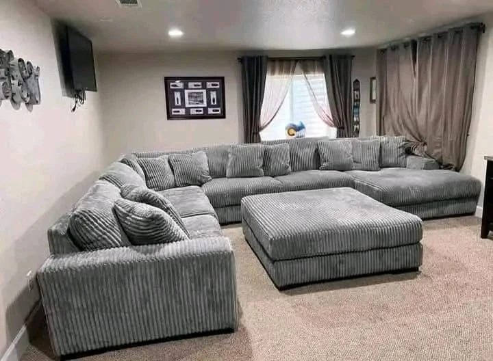 Sectional couch - photo 2
