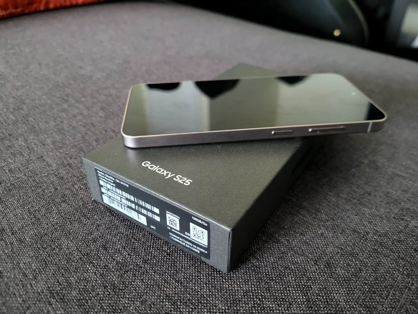 Samsung Galaxy S25 128GB Silver Shadow