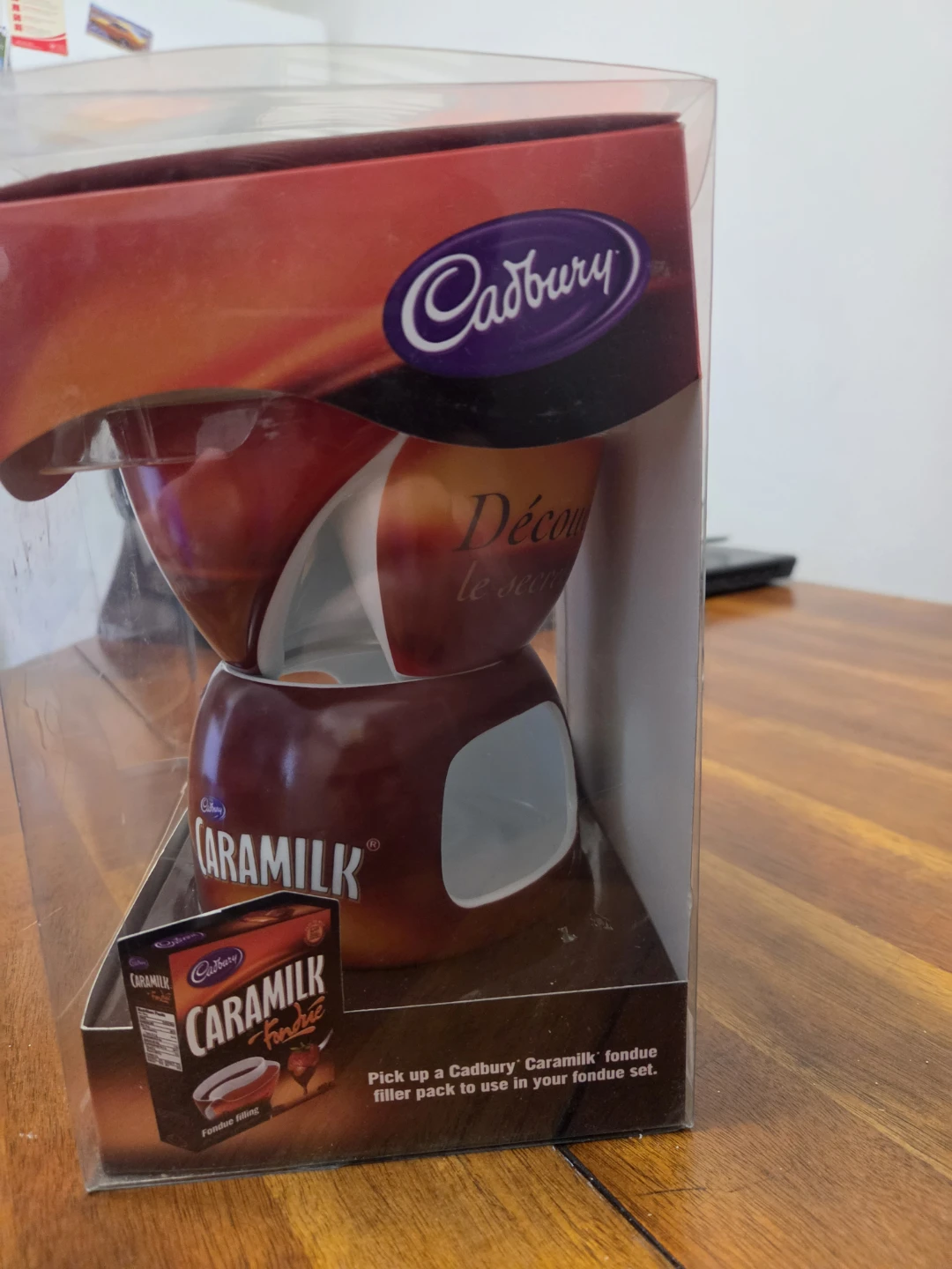 Cadbury Caramilk Ceramic Twin Fondue Gift Set - photo 3