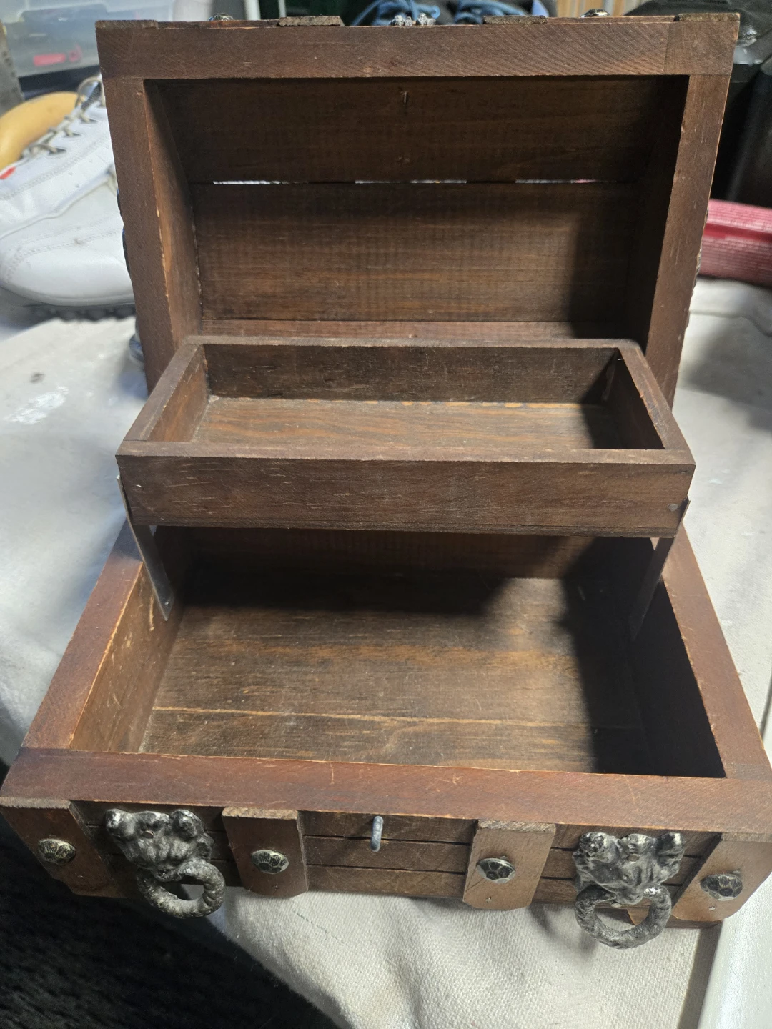 Vintage Style Wooden Keepsake Chest - photo 2
