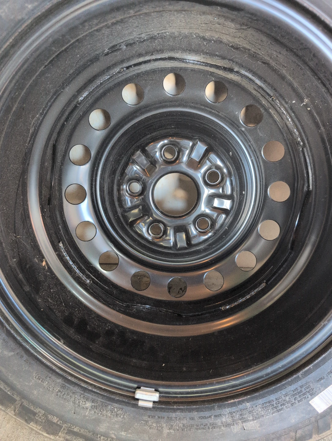 Michelin Energy Tire 205/65R15 - photo 3