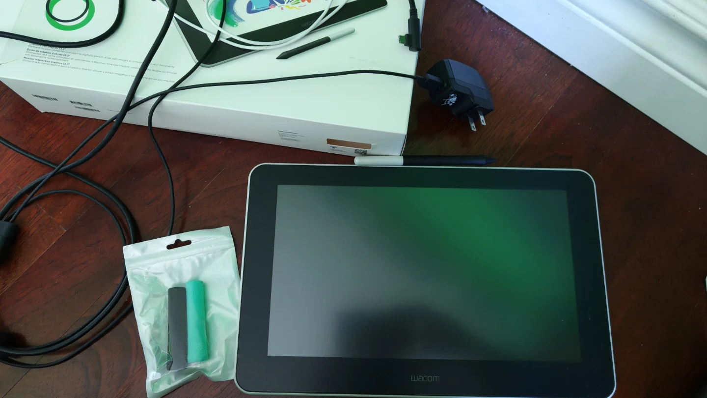 Wacom One Creative Pen Display 13.3