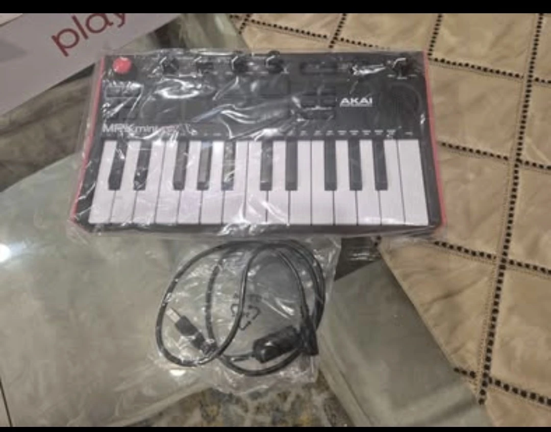 Akai Professional MPK mini play - photo 2