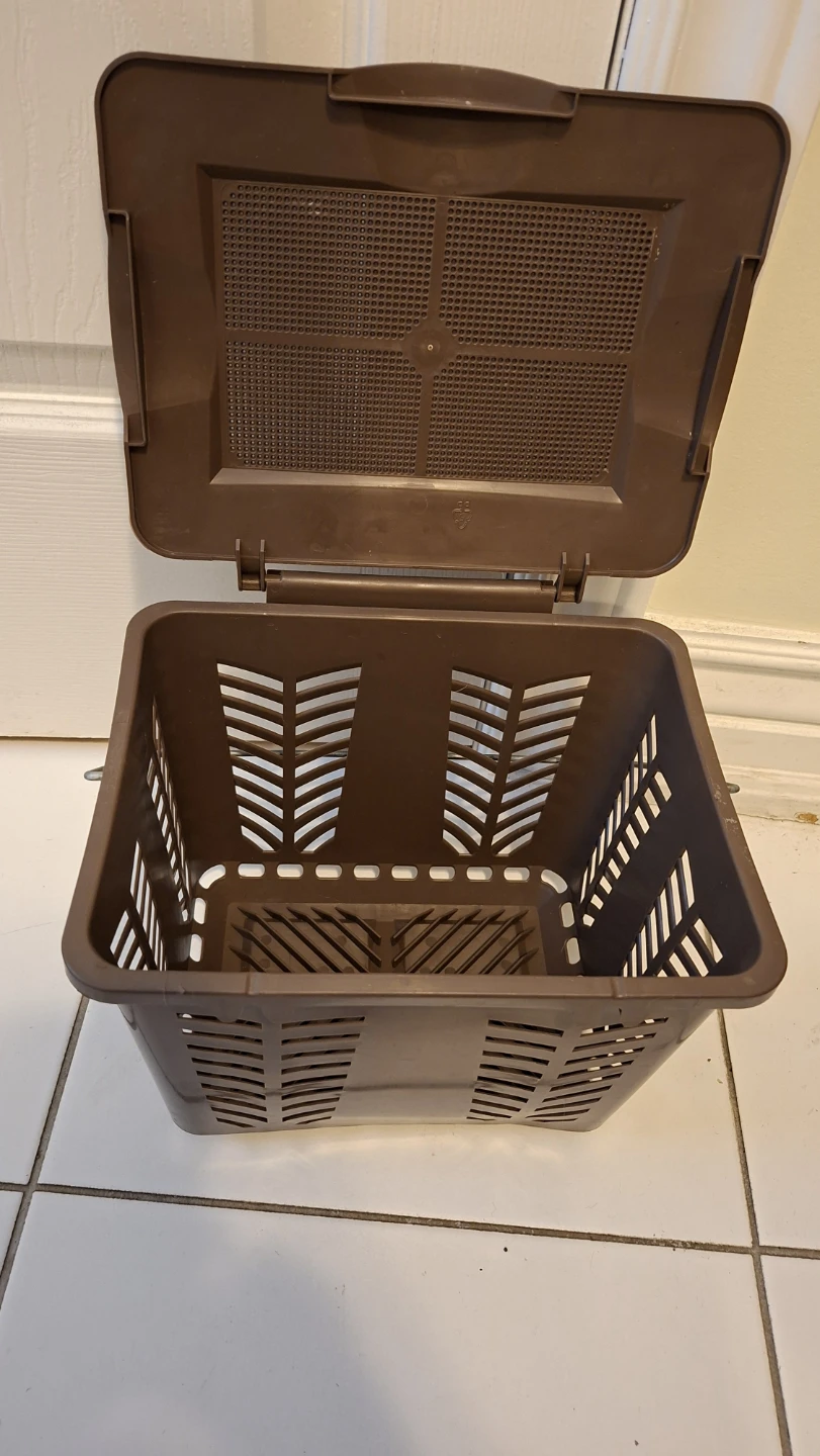Stelo Brown Ventilated Compost Bin