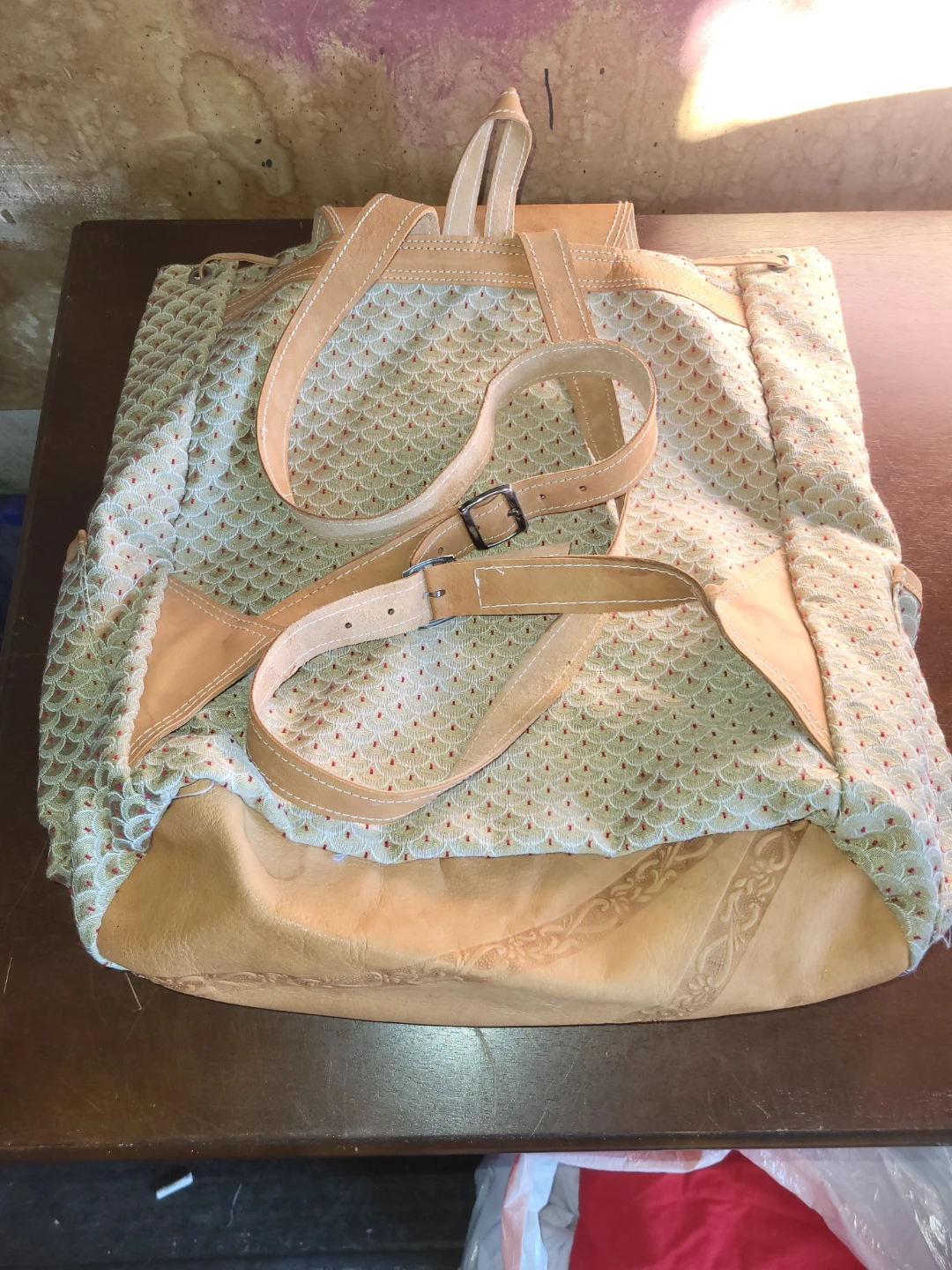 Vintage patterned fabric and leather backpack - photo 2
