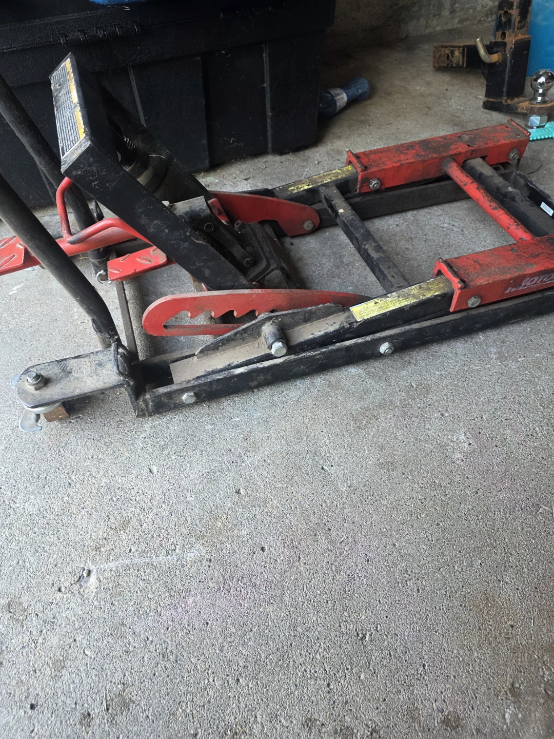 Motorcycle lift jack