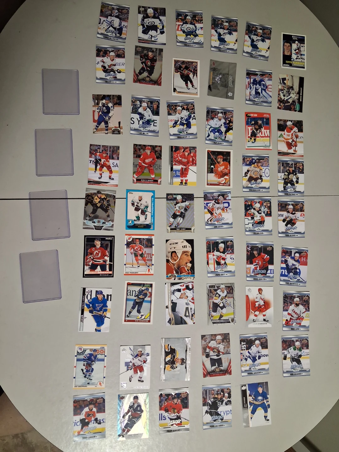 53 NHL hockey cards
