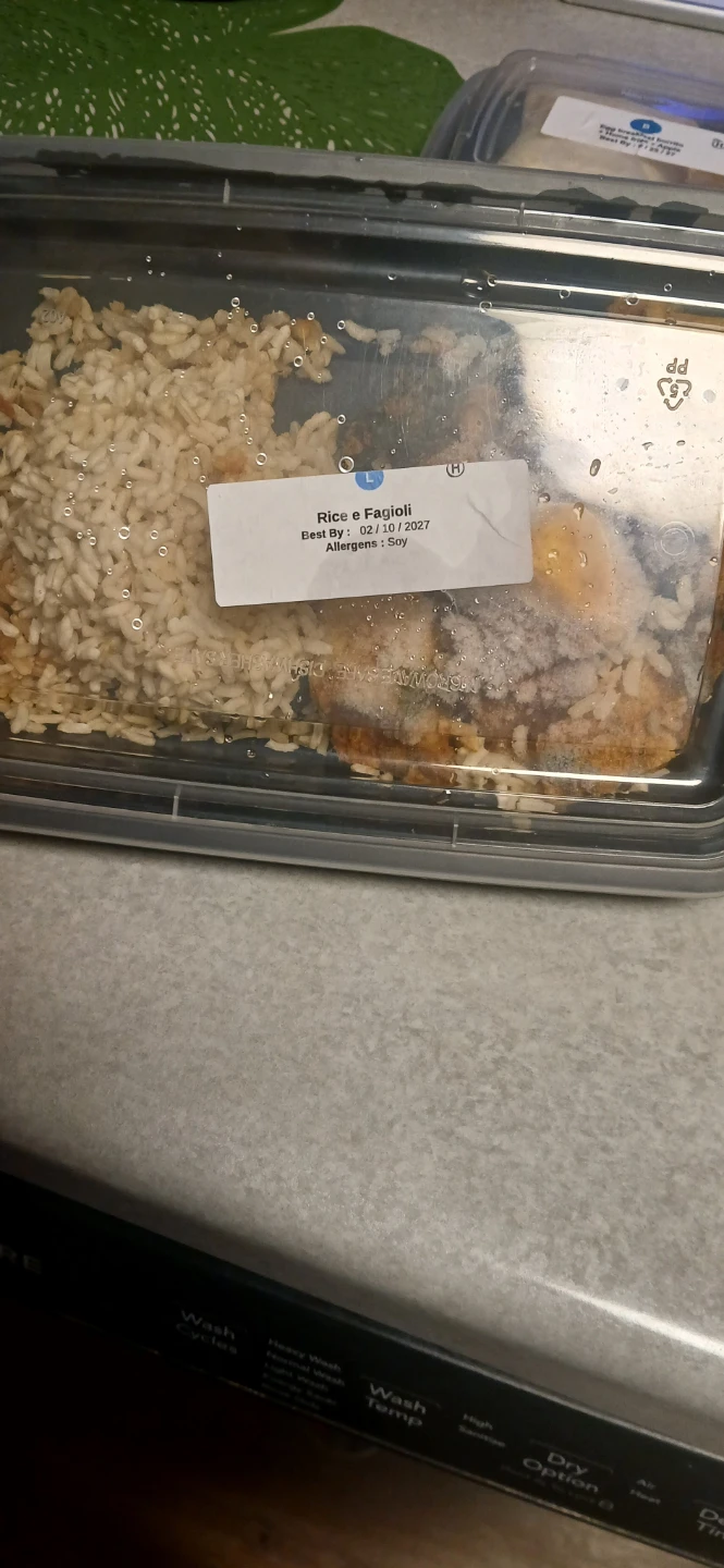 Set of assorted meal prep containers - photo 3