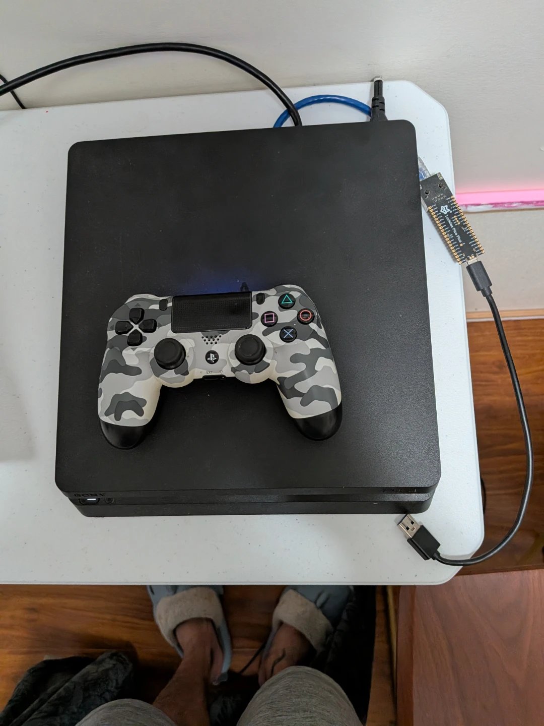 Jailbroken PlayStation 4 Slim Console with Controller