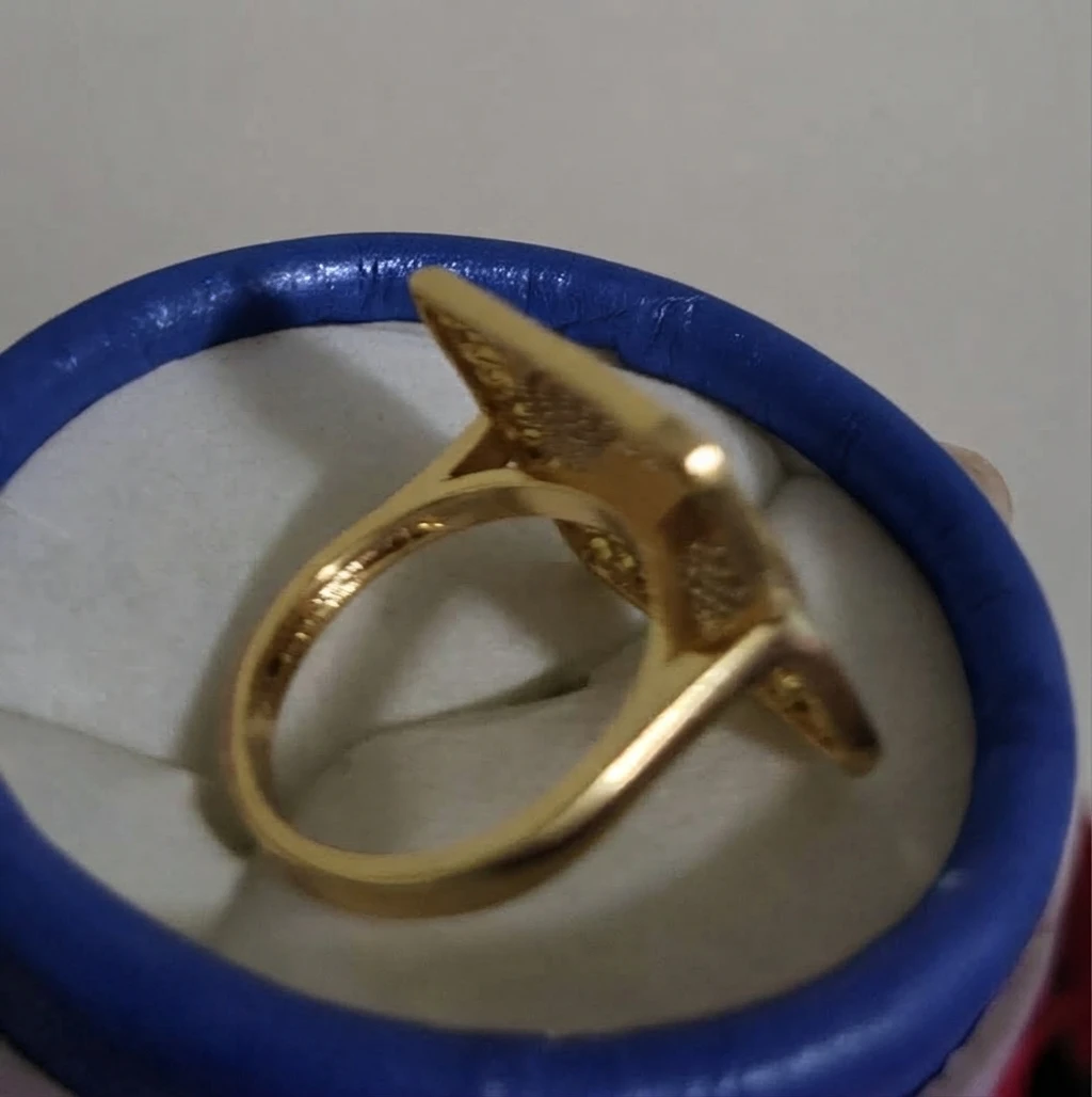 Gold-tone Square Coin Ring - photo 3