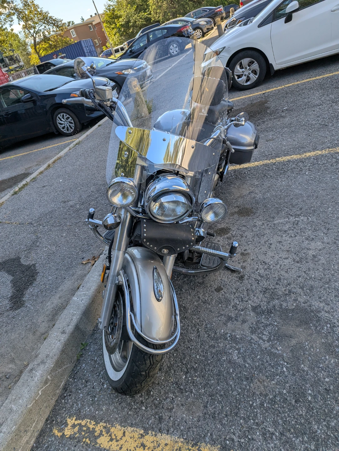 Yamaha Motorcycle with Harley-Davidson Badging - photo 2