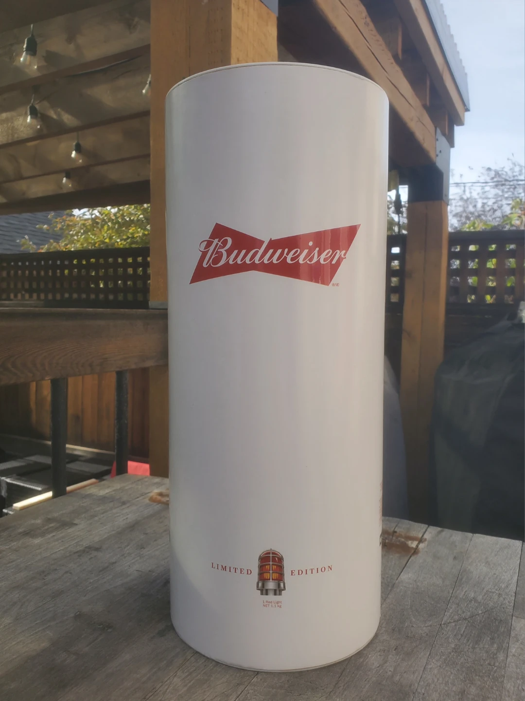 BNIB - Limited Edition Budweiser Red Light - photo 2