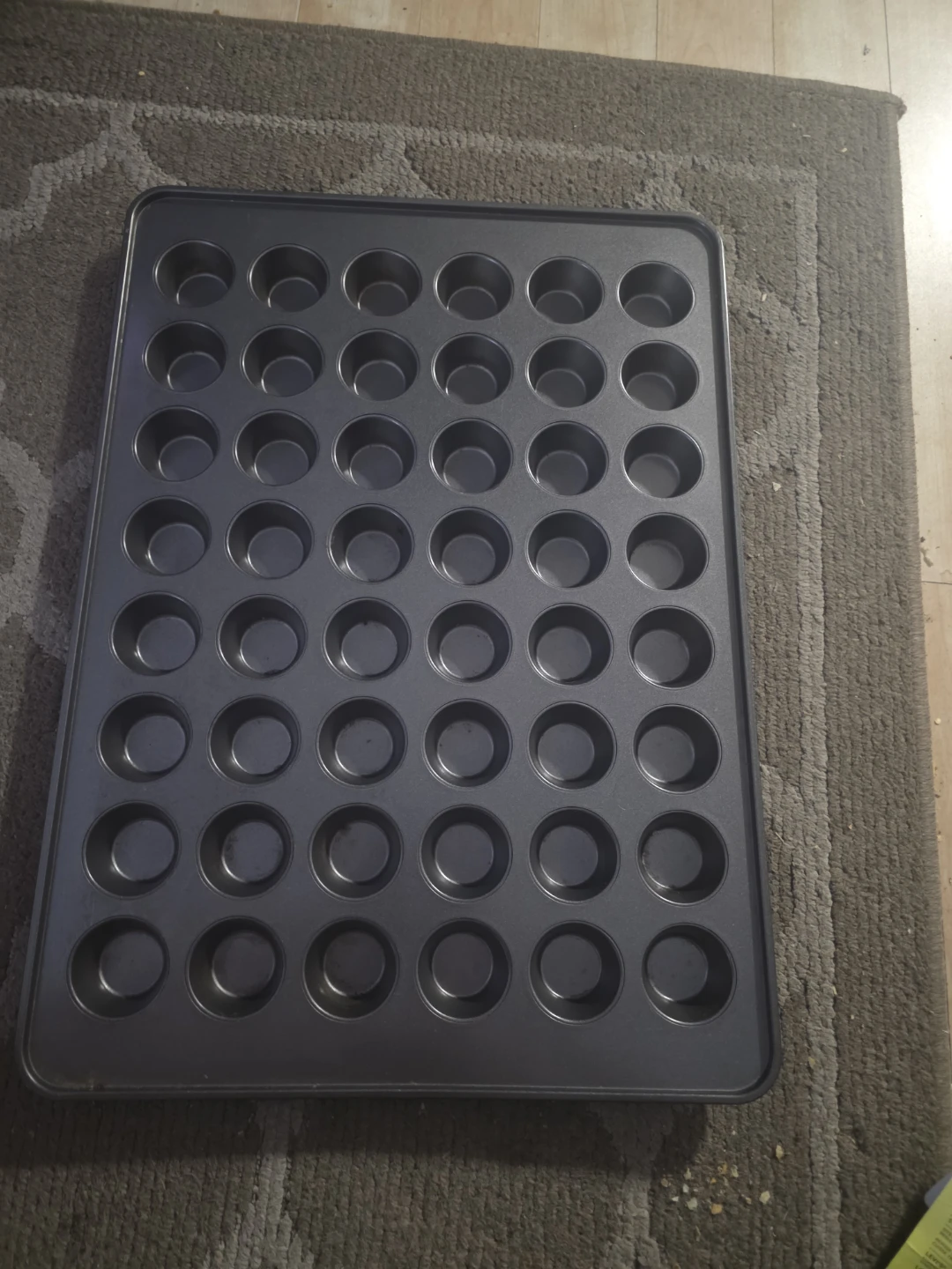 48-Cup Mini Muffin Pan