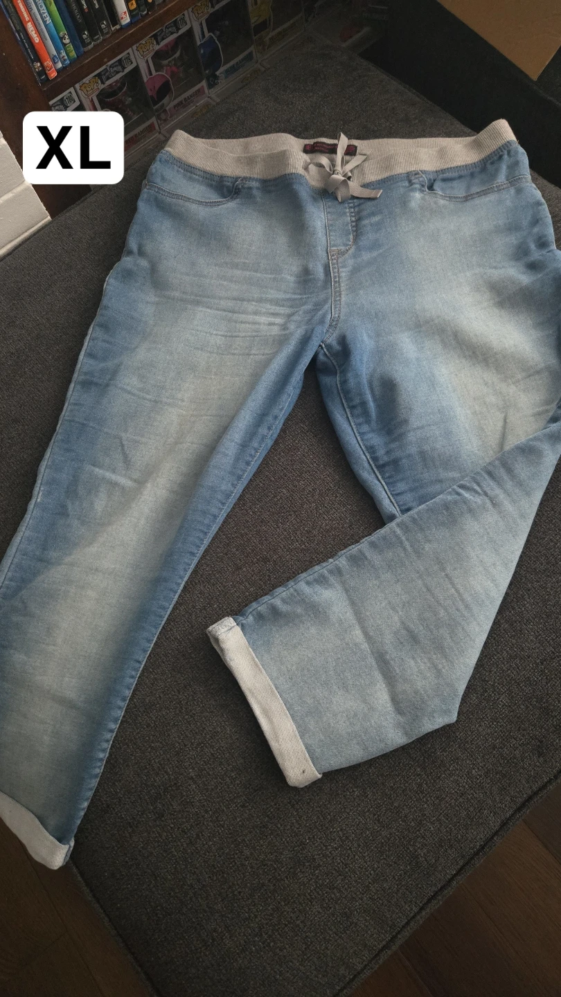 Light Wash Denim Jeans - Size XL