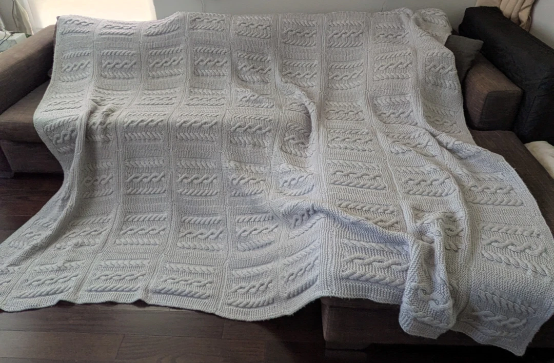 Handmade Cable Knit Throw Blankets (Cream or Grey) - photo 3