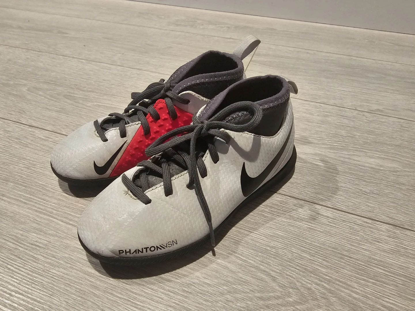 Nike PhantomVSN Kids Soccer Shoes - photo 3