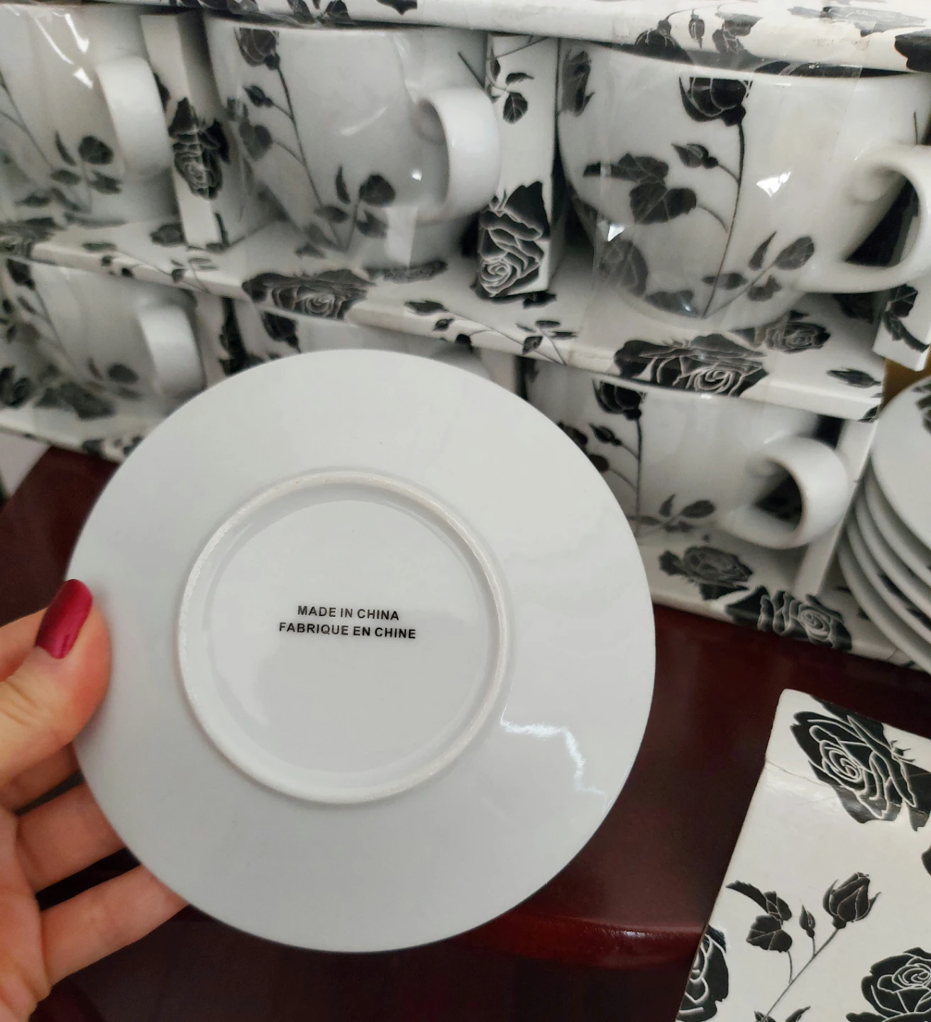 Black and White Floral Teacup Set - photo 4