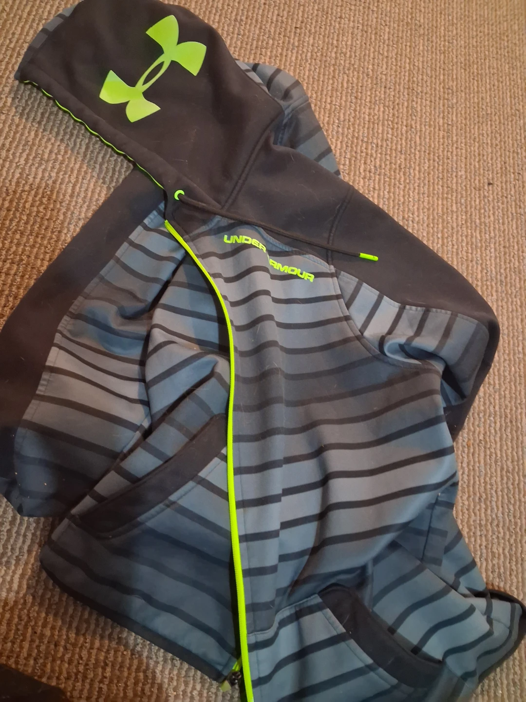 Under Armour hooded zip-up jacket - photo 2