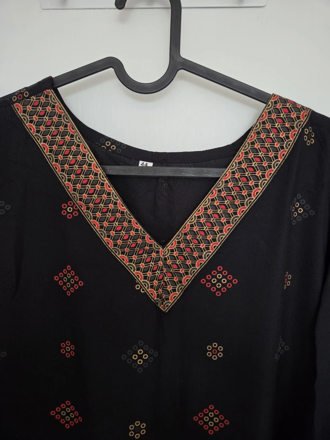 3 New Short Kurtas / Tops - photo 4