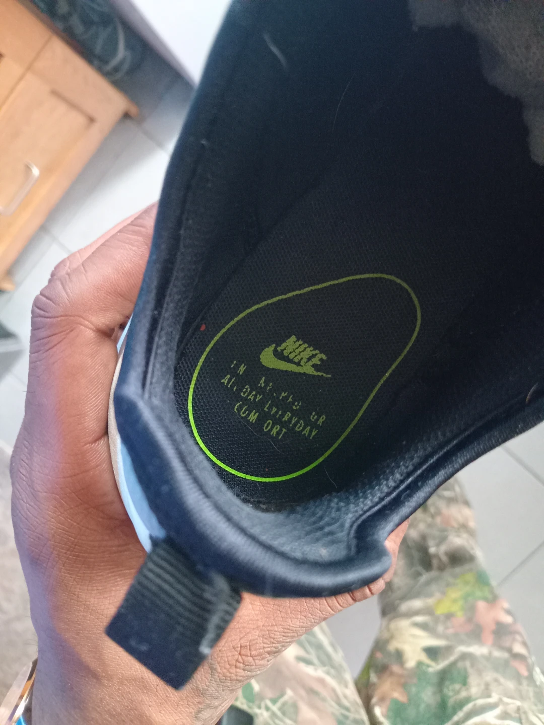 Size 10 nike - photo 2