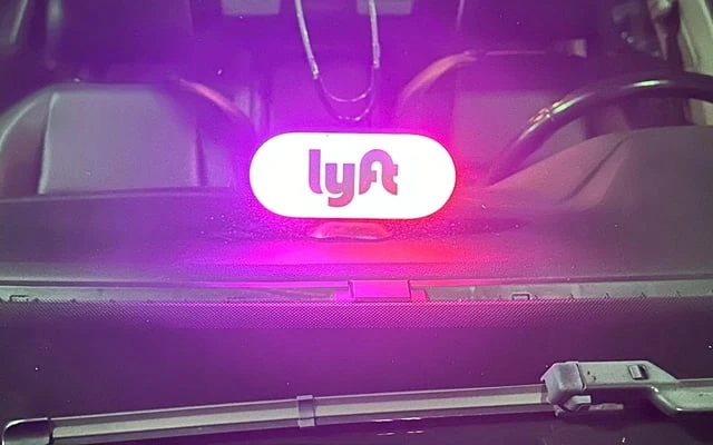 Lyft Amp Passenger Beacon Light