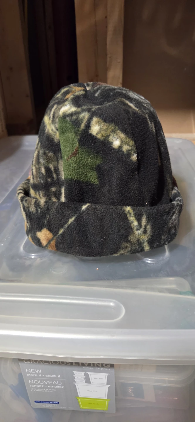 Camo hunting masks, toque and ball cap - photo 3