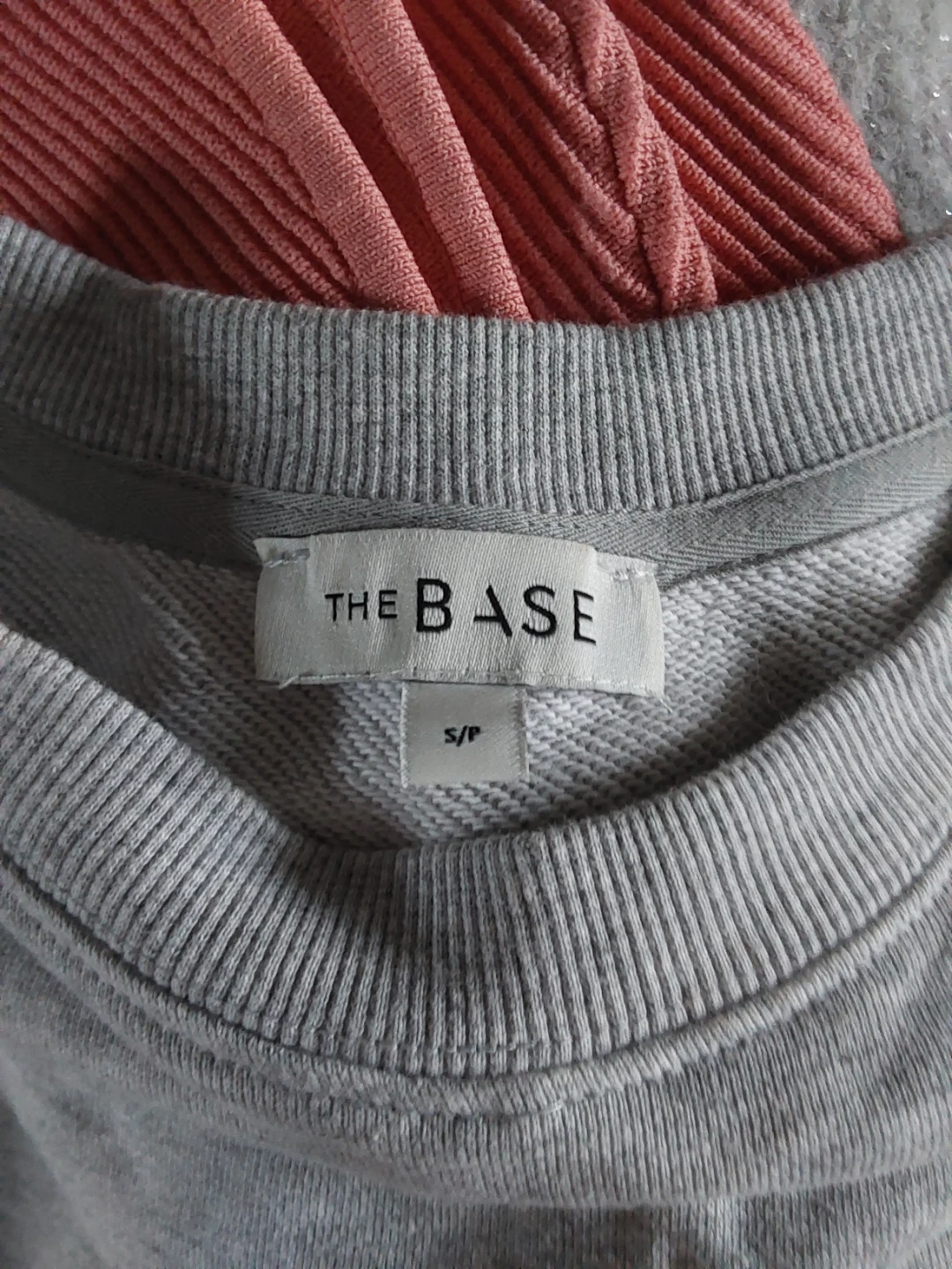 THE BASE grey cropped sweatshirt - photo 2