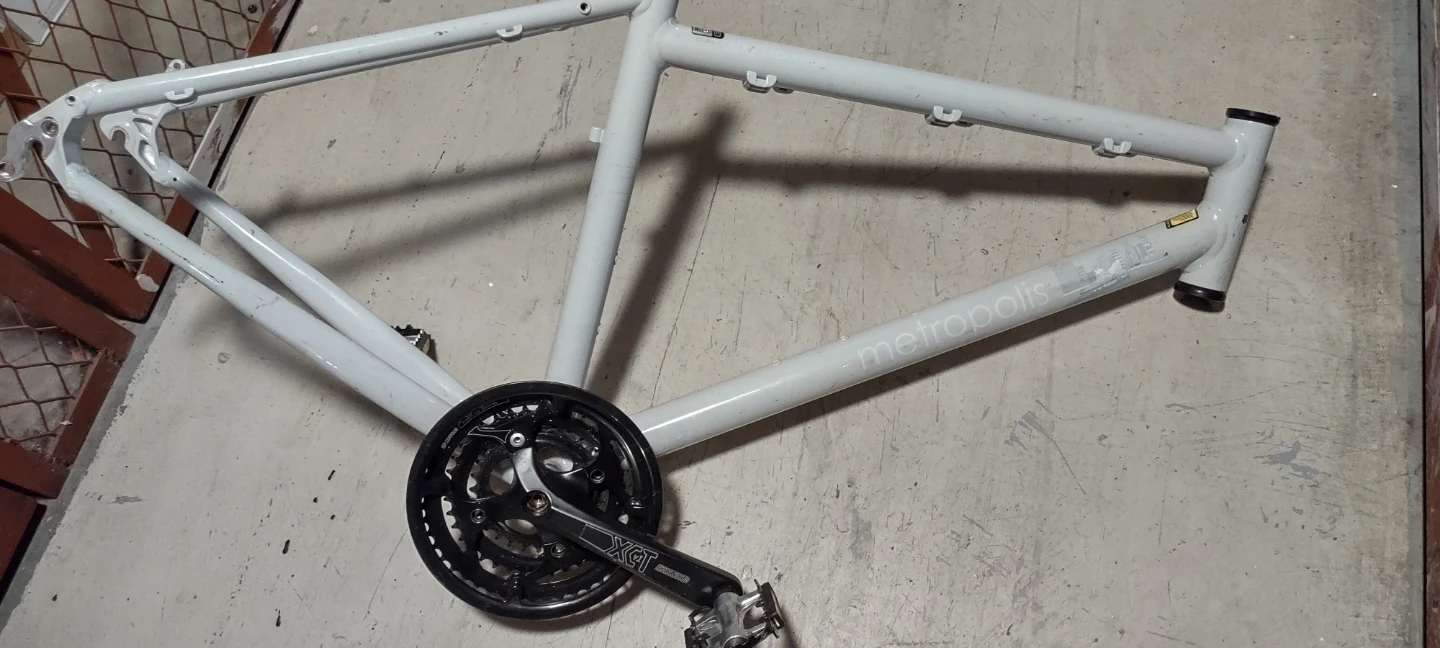 Rocky Mountain Metropolis Bike Frame - photo 4