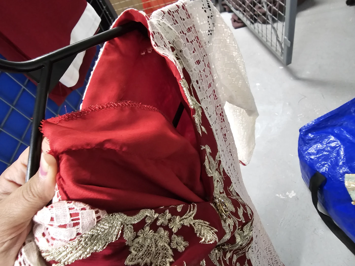 Red and White Embroidered Kurti Set - photo 5