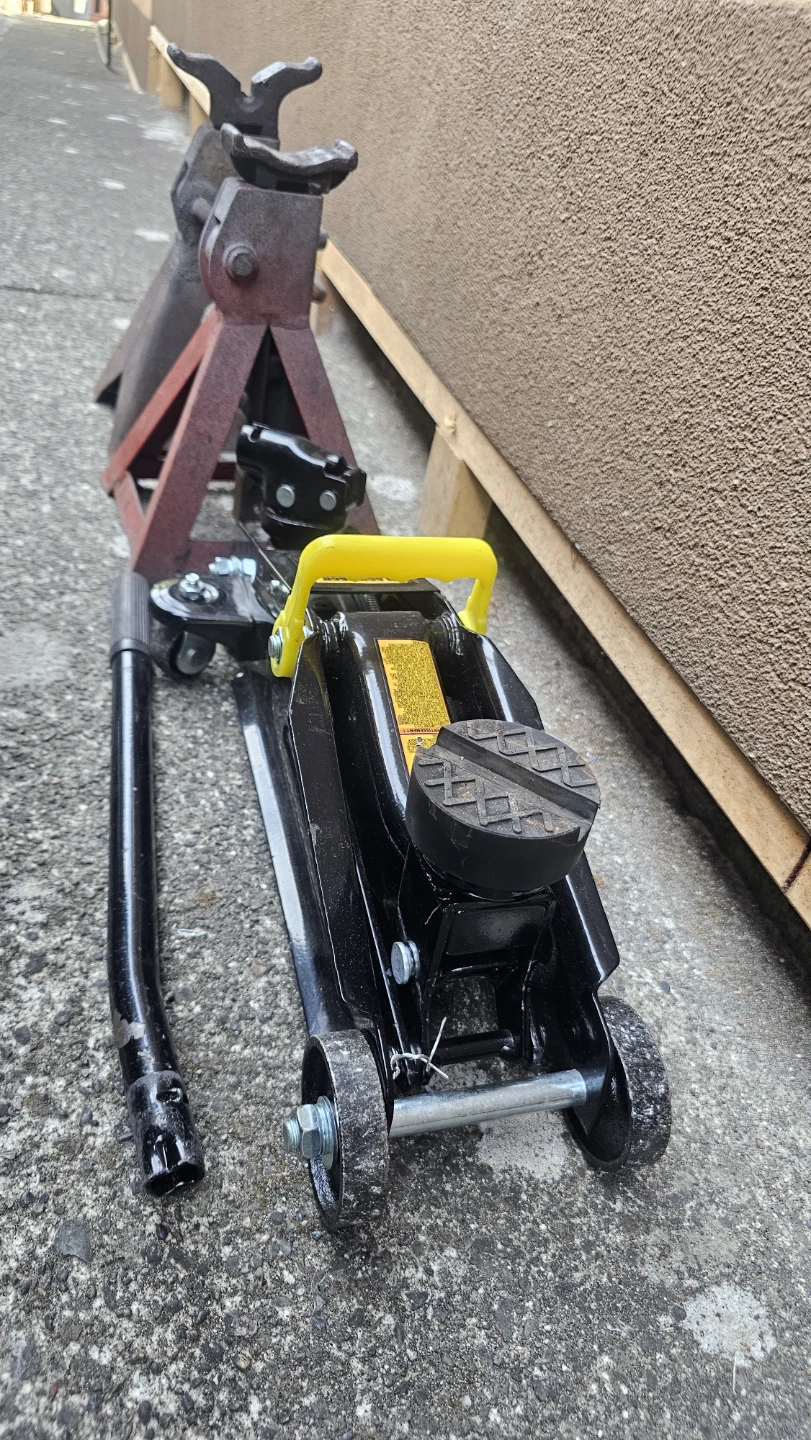 Black Jack 2 Ton Trolley Jack and Jack Stands