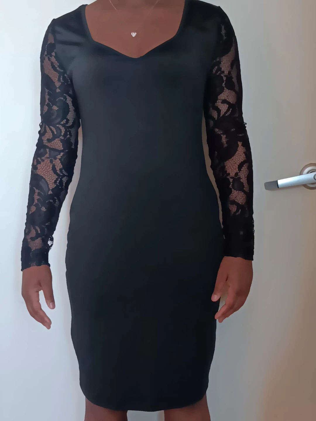 Black Lace Sleeve Dress - photo 4