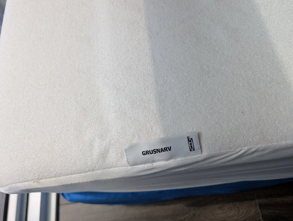 2 IKEA Morgedal Single Mattresses with 2 Grusnarv Protectors - photo 5
