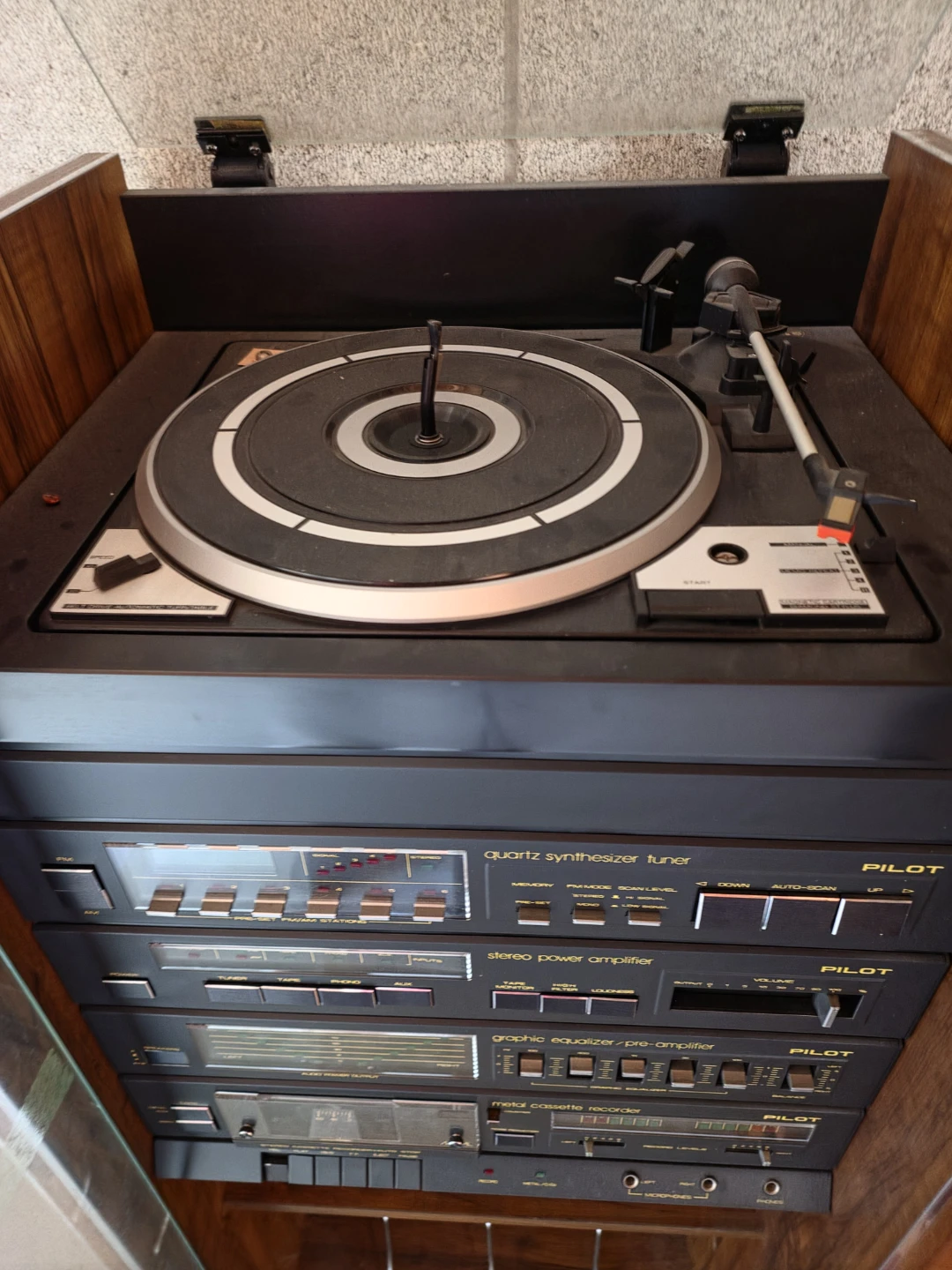 Vintage Pilot Stereo System with Turntable