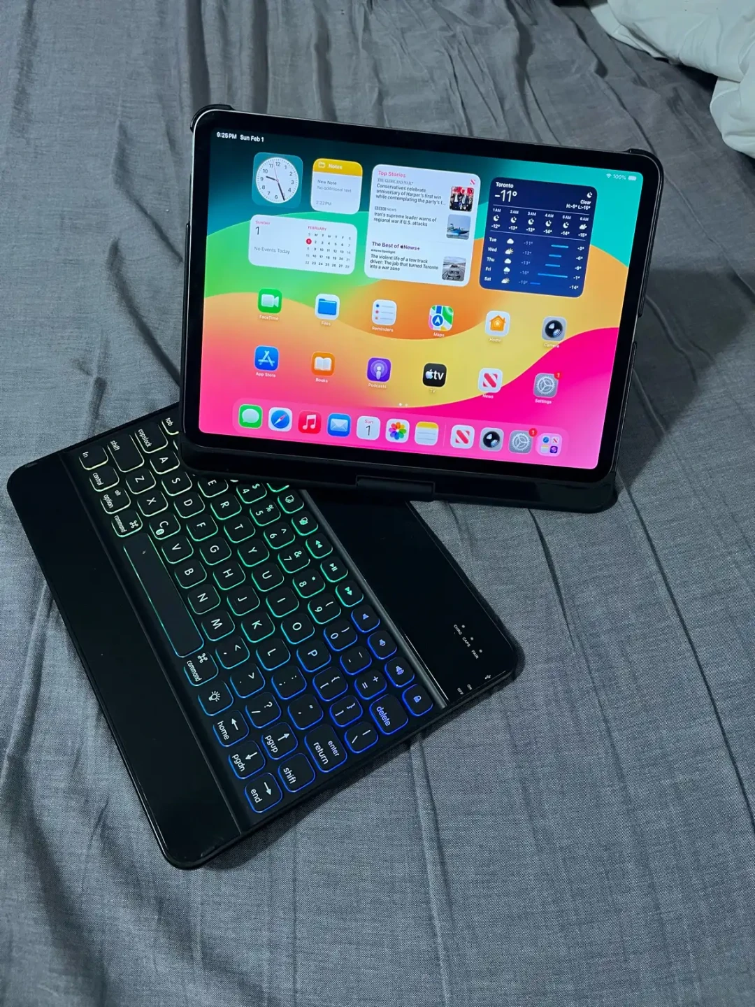 Apple iPad Pro 11-inch 4th Gen 256GB M2 cpu - photo 2