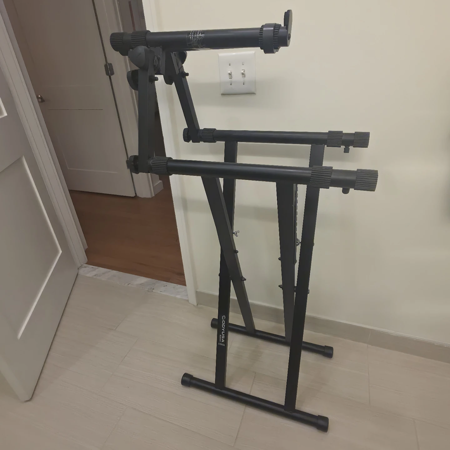 Odyssey Heavy-Duty Two-Tier X-Stand – DJ / Keyboard Stand - photo 2