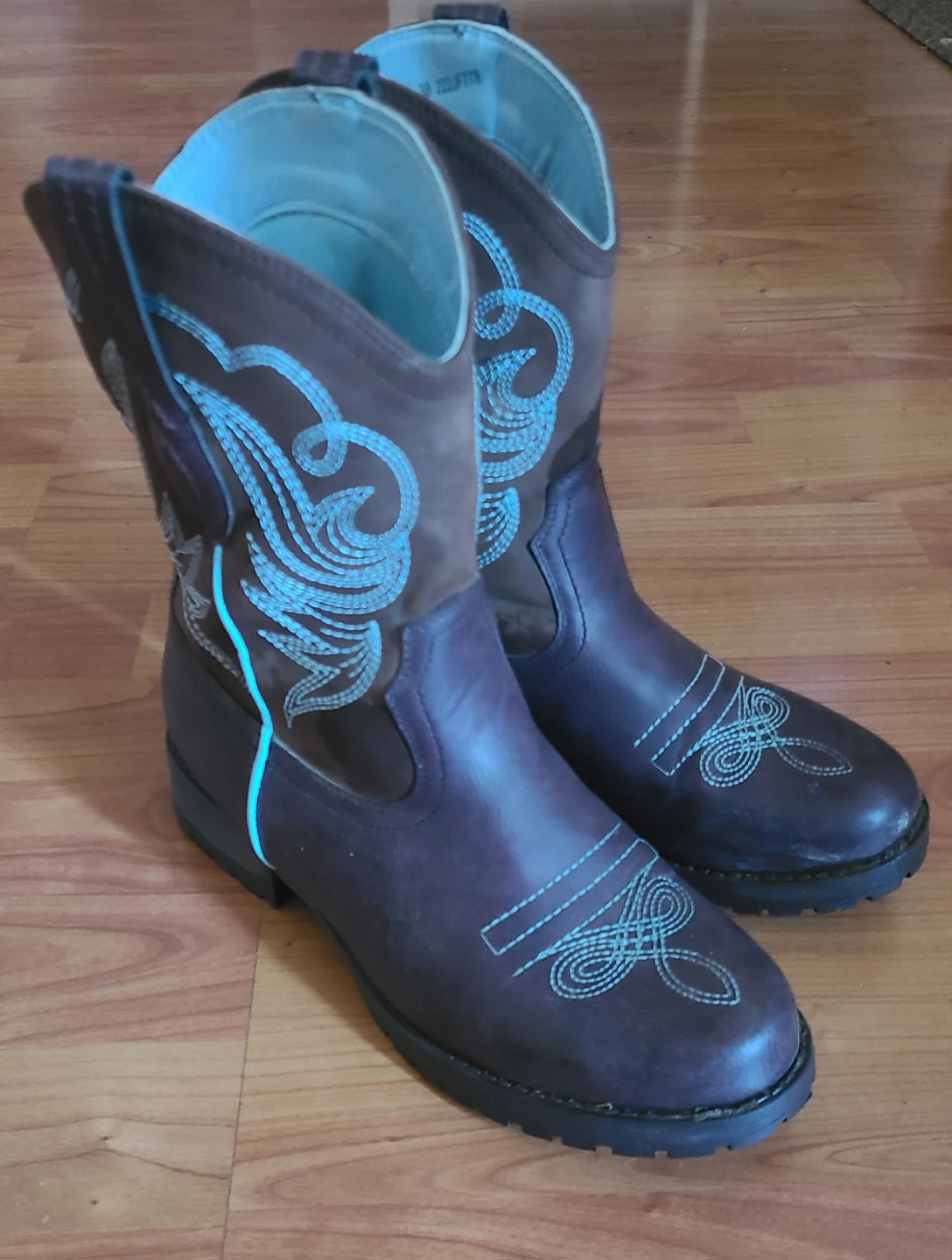 Riding boots