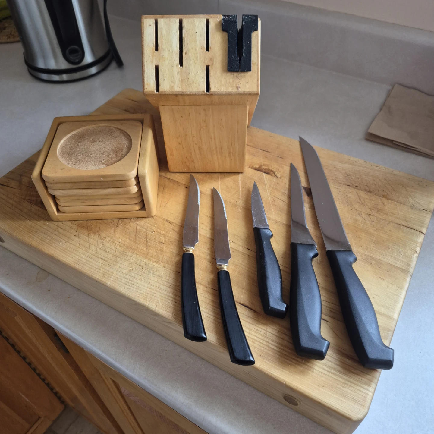 Kitchen Knife Block Set and Wooden Coaster Set - photo 2